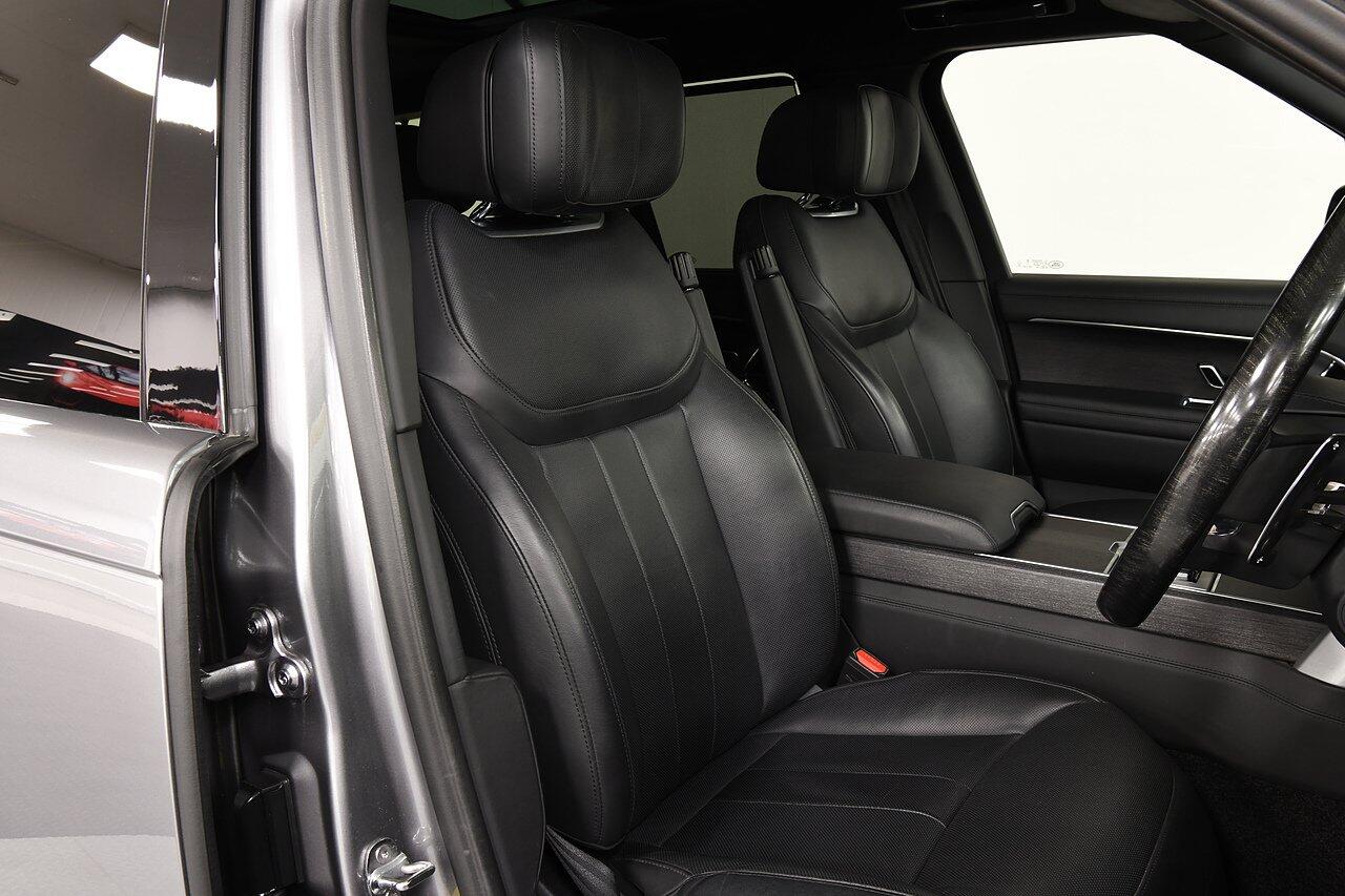 Land Rover Range Rover view 8