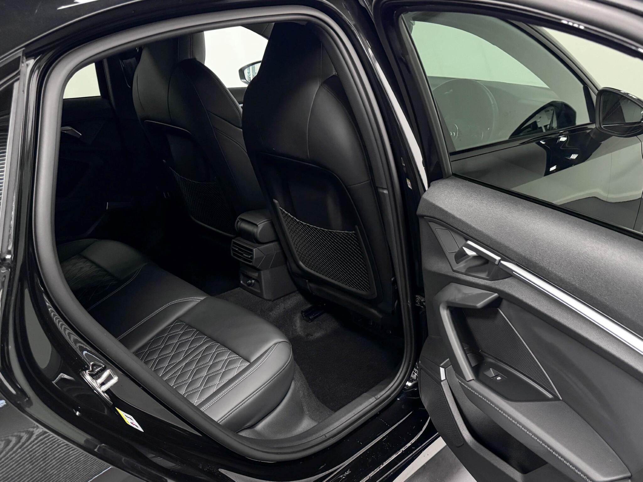 Audi S3 view 23