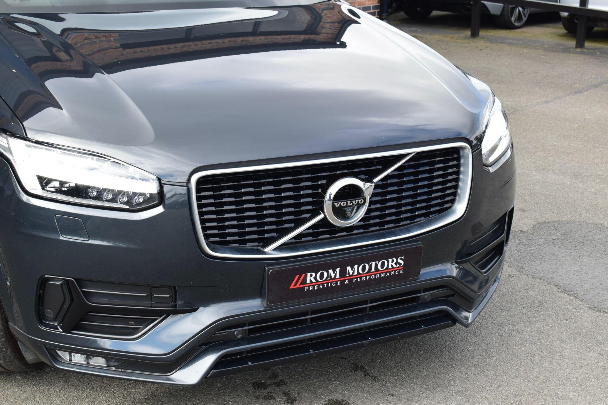 Volvo XC90 view 44