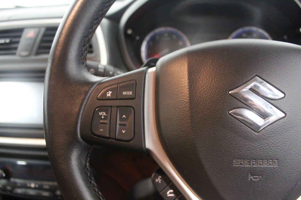 Suzuki SX4 S-Cross view 45