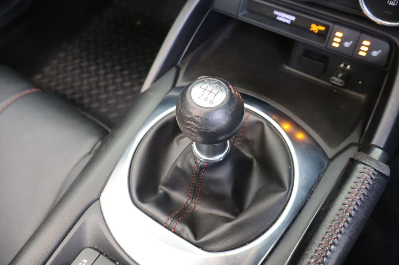 Mazda MX-5 view 18