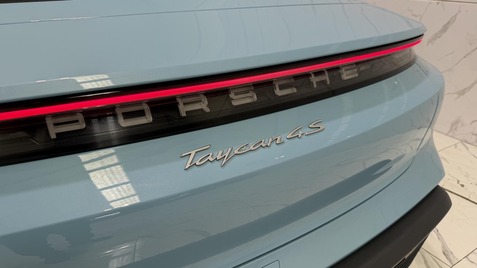 Porsche Taycan view 43