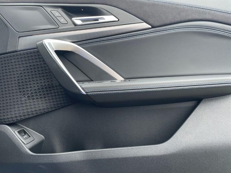 BMW iX2 view 21