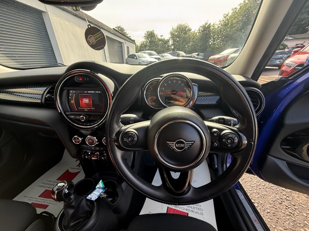 Mini Hatch view 16