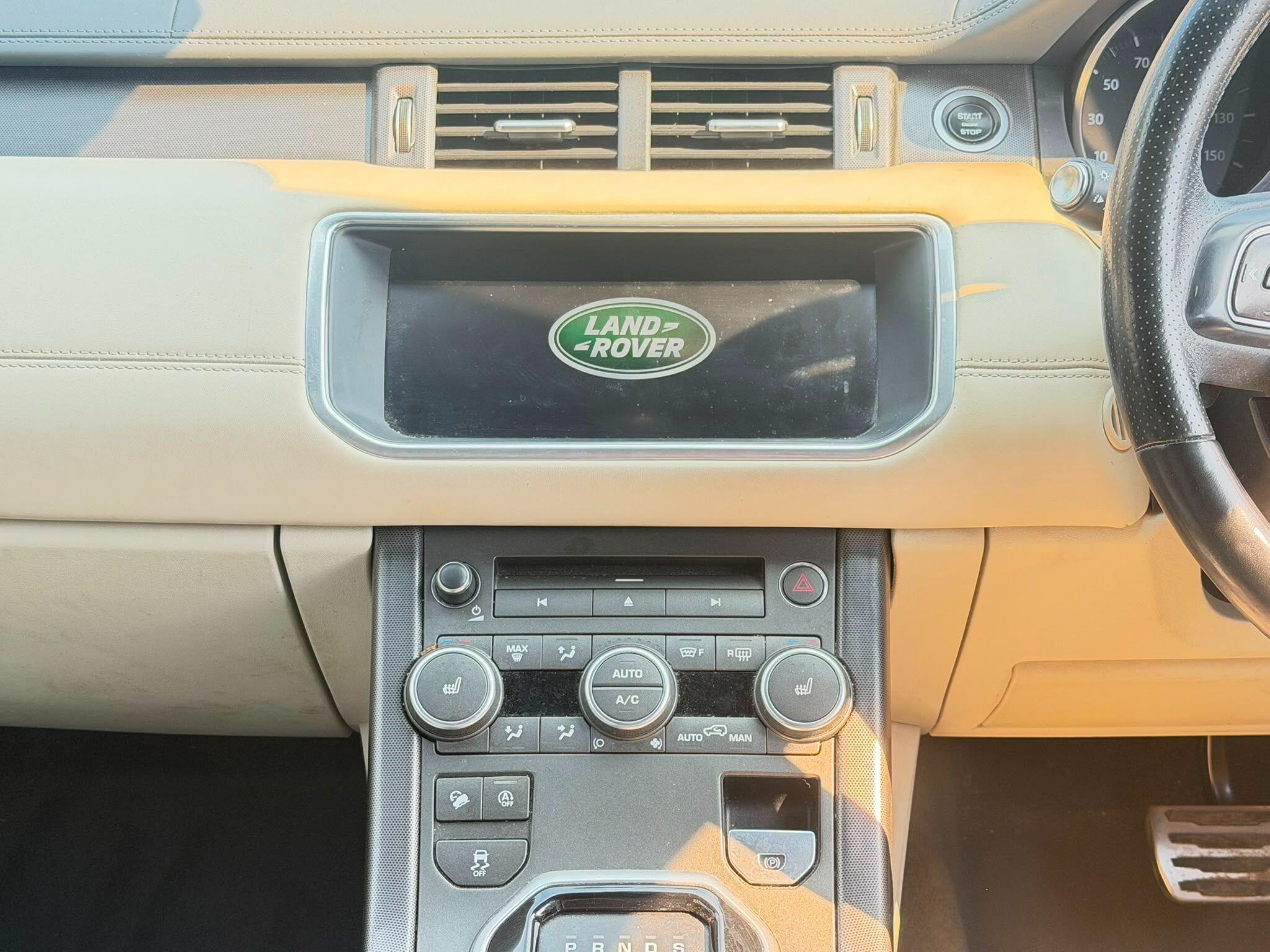 Land Rover Range Rover Evoque view 25