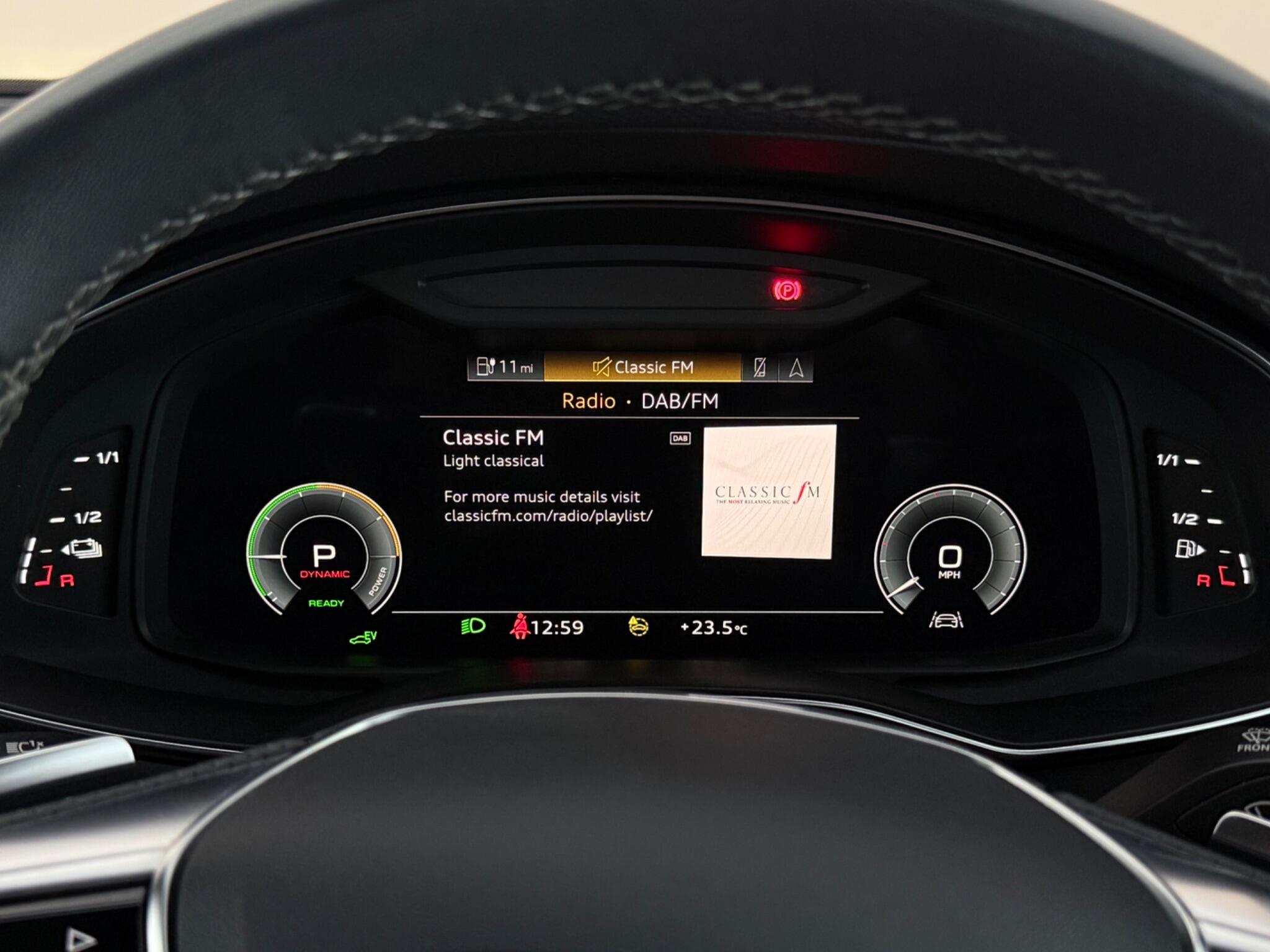 Audi A6 view 17