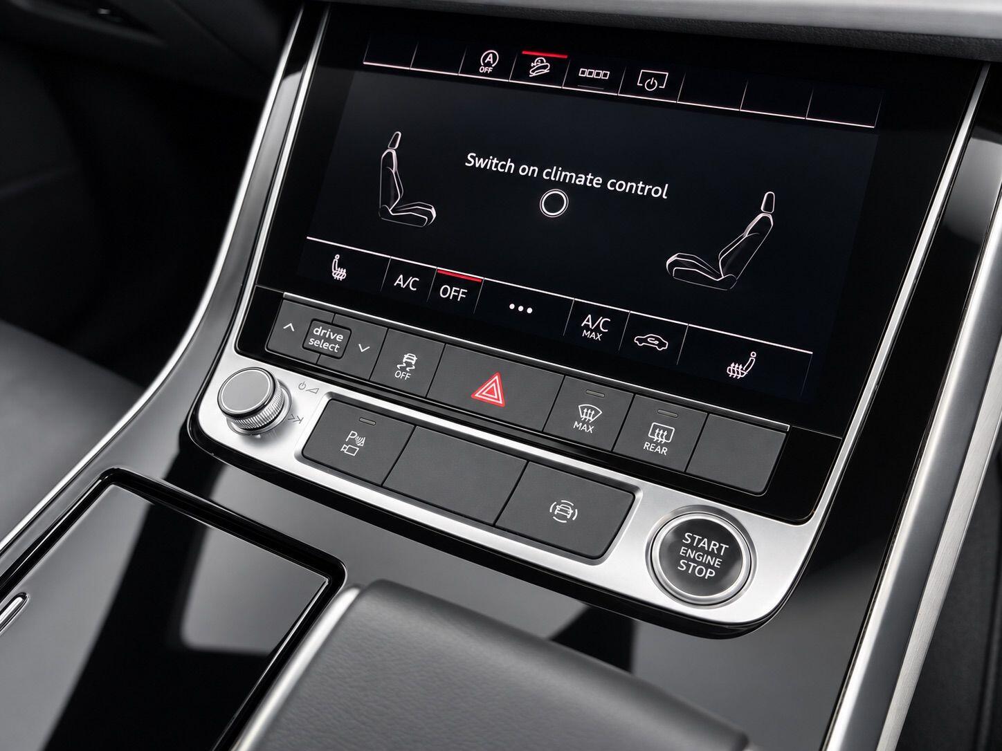 Audi Q7 view 28