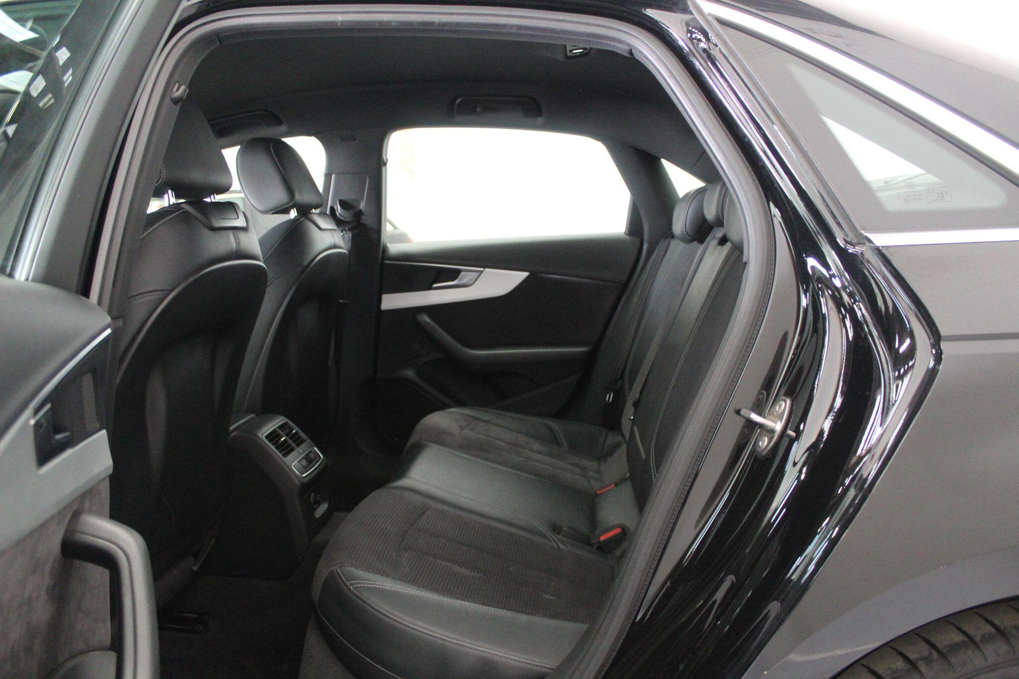 Audi A4 view 51