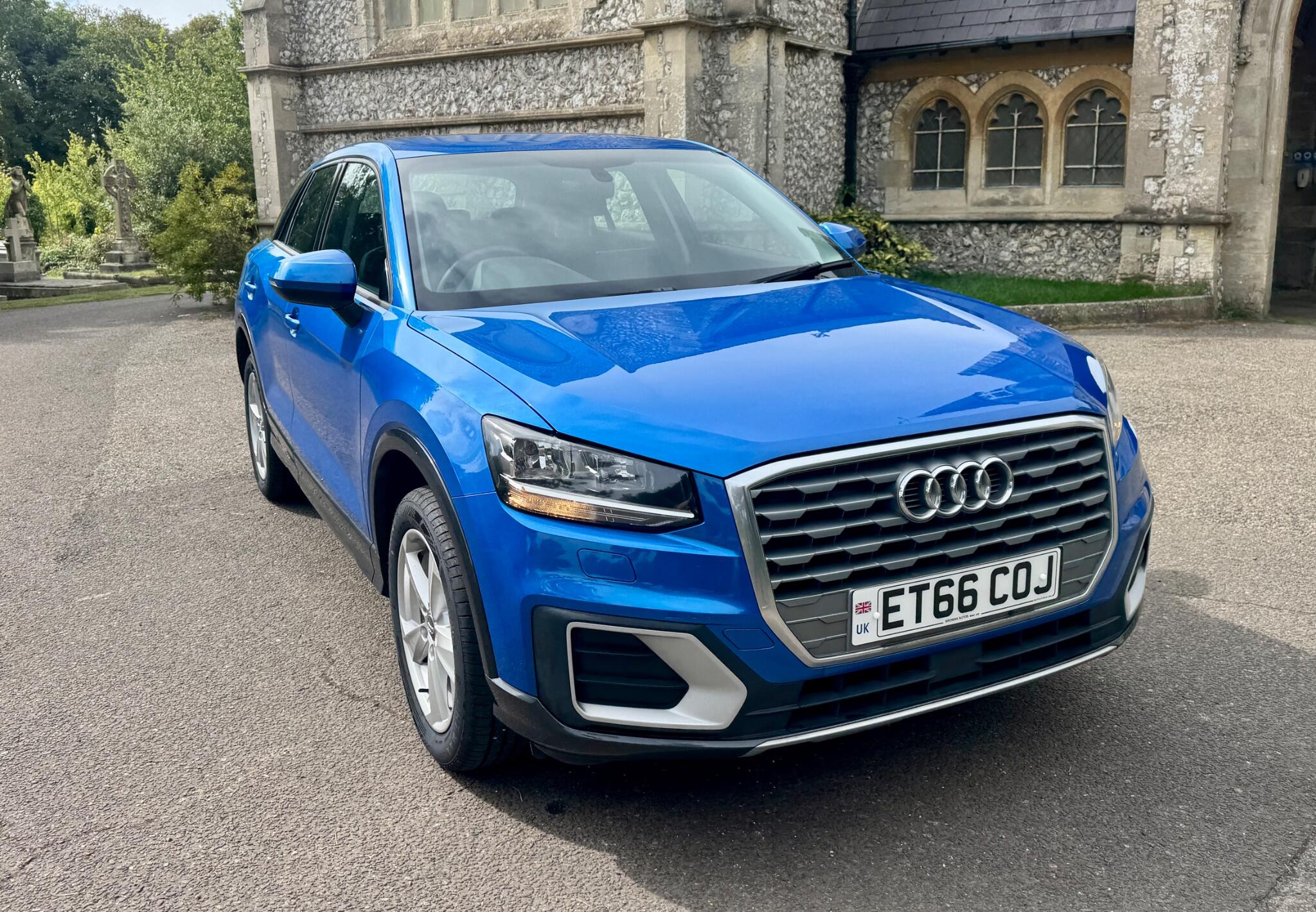 Audi Q2 view 5
