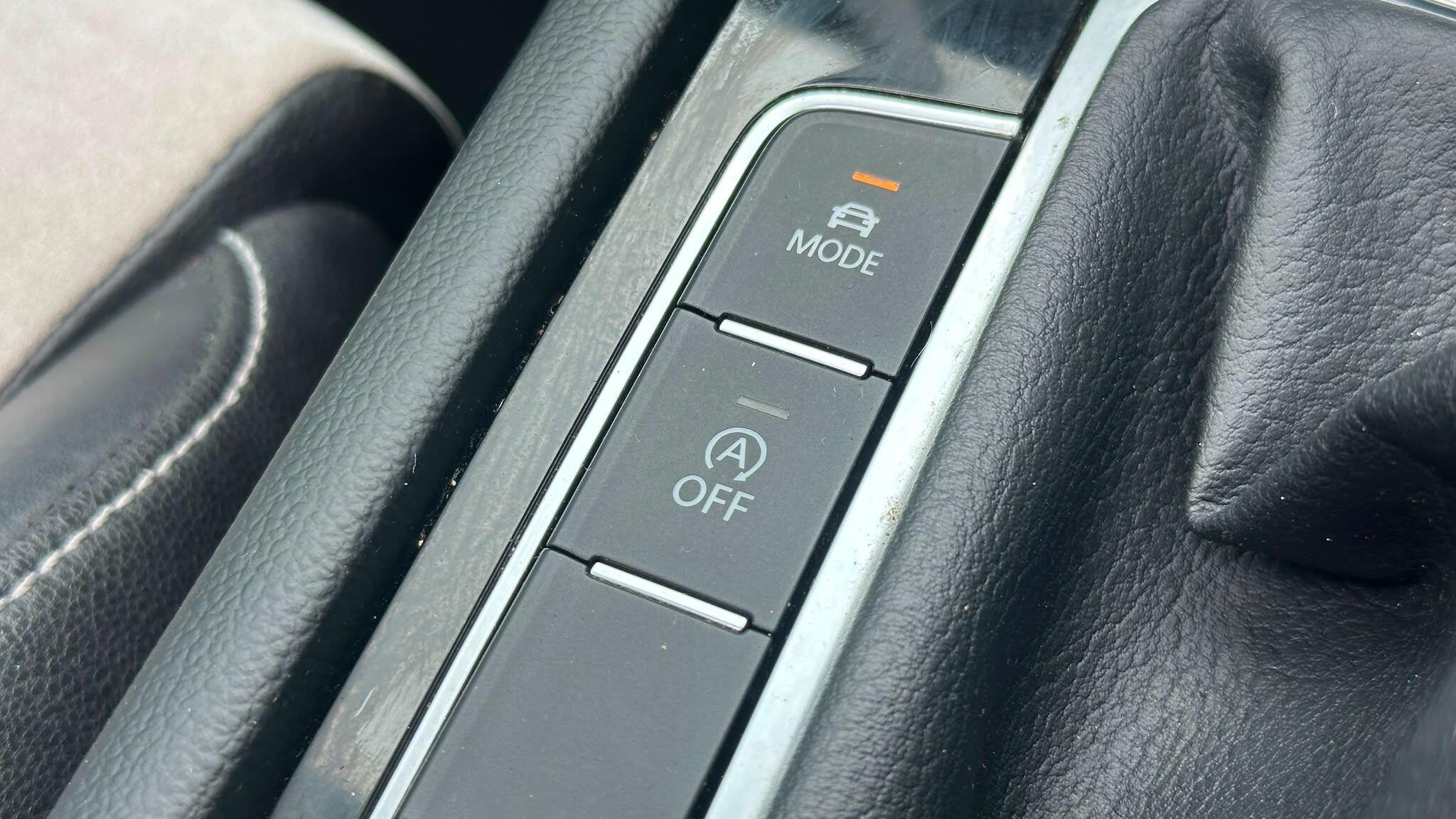 Volkswagen Passat view 21