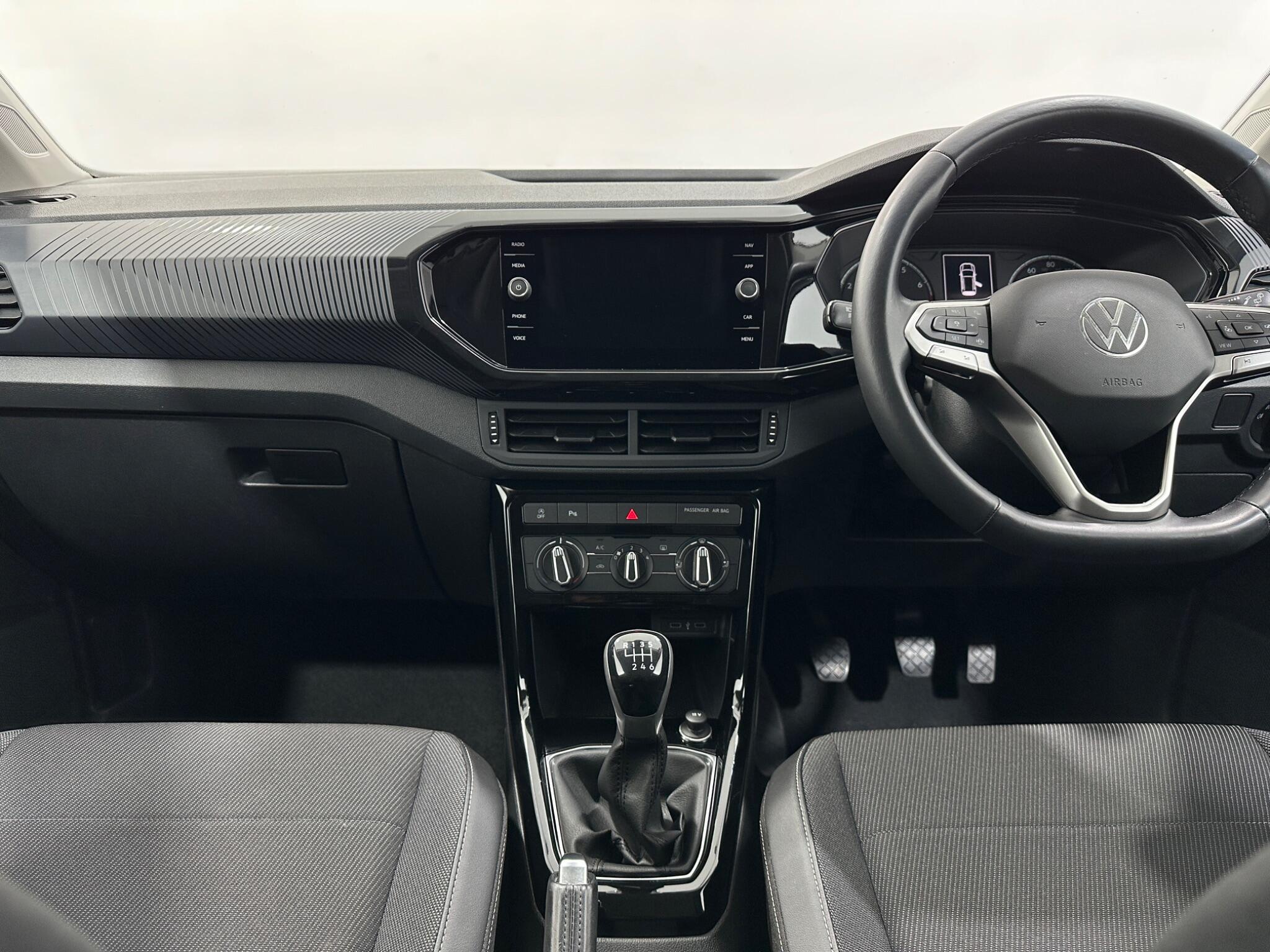 Volkswagen T-Cross view 20