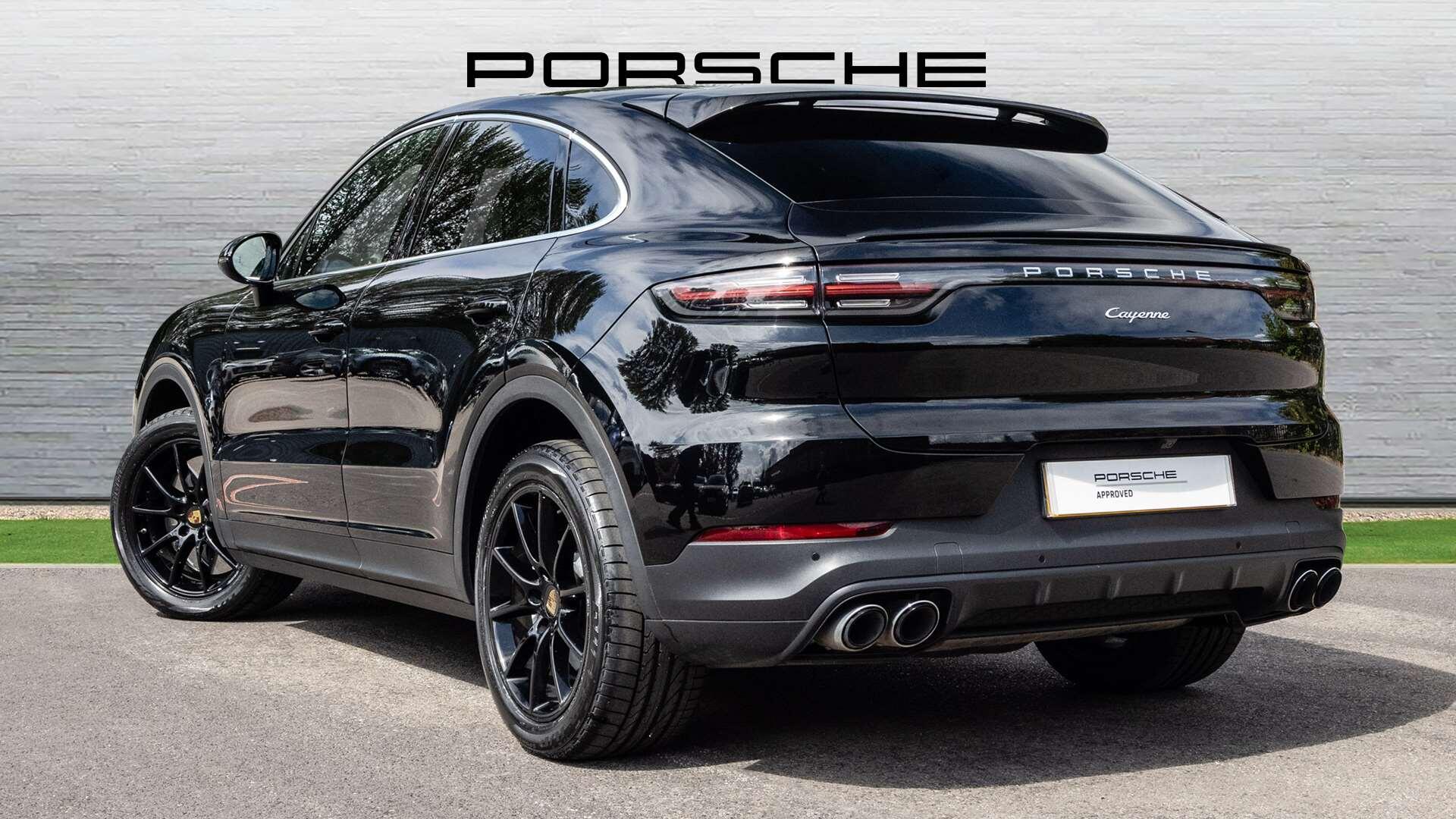 Porsche Cayenne view 4