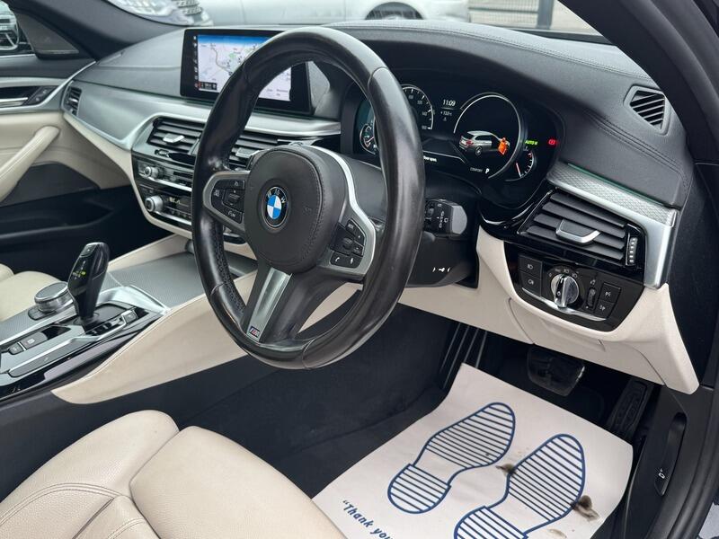 2017 BMW 5 Series image 49