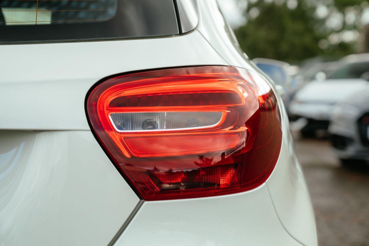 Mercedes-Benz A-Class view 31