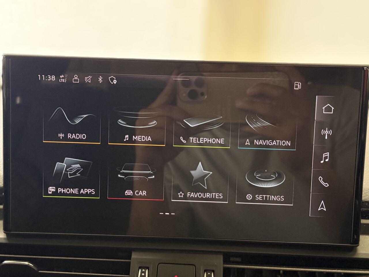Audi SQ5 view 48