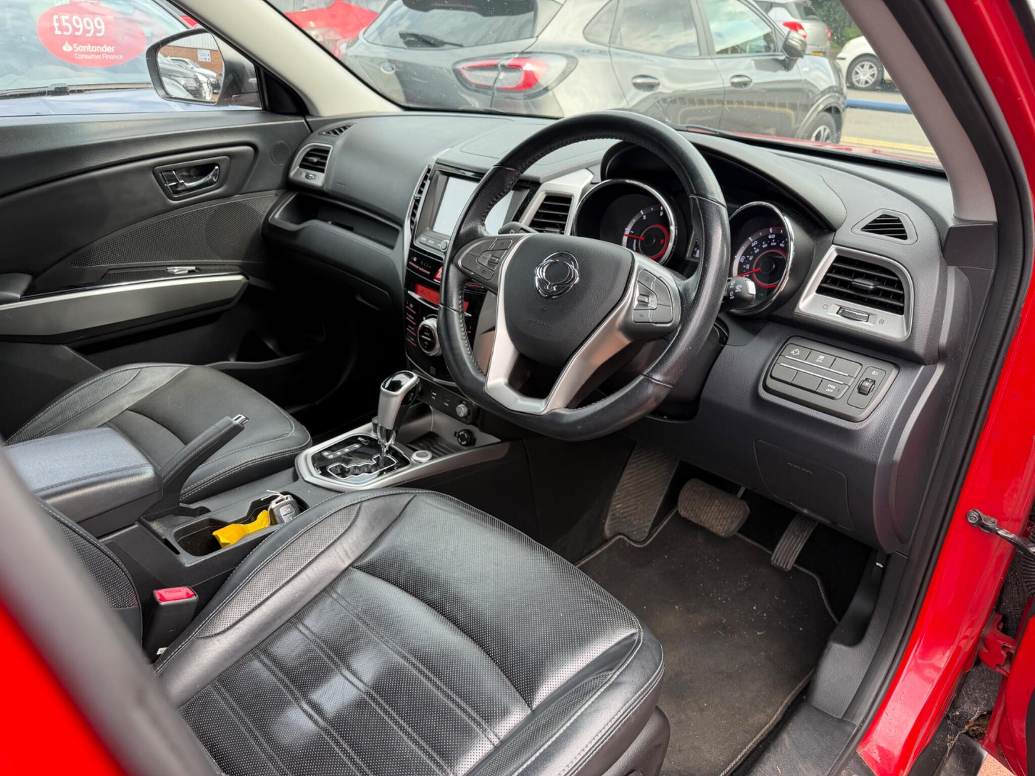 KGM Tivoli view 41