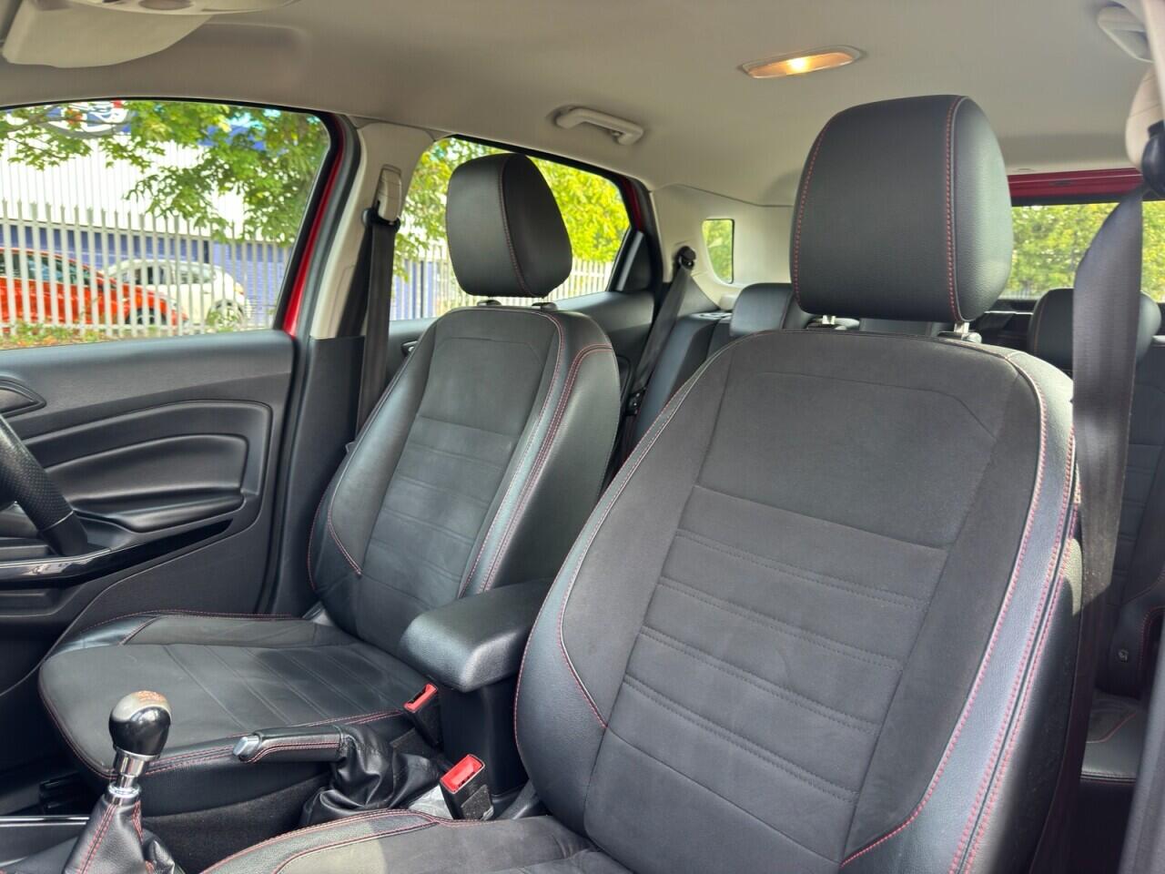 Ford Ecosport view 14