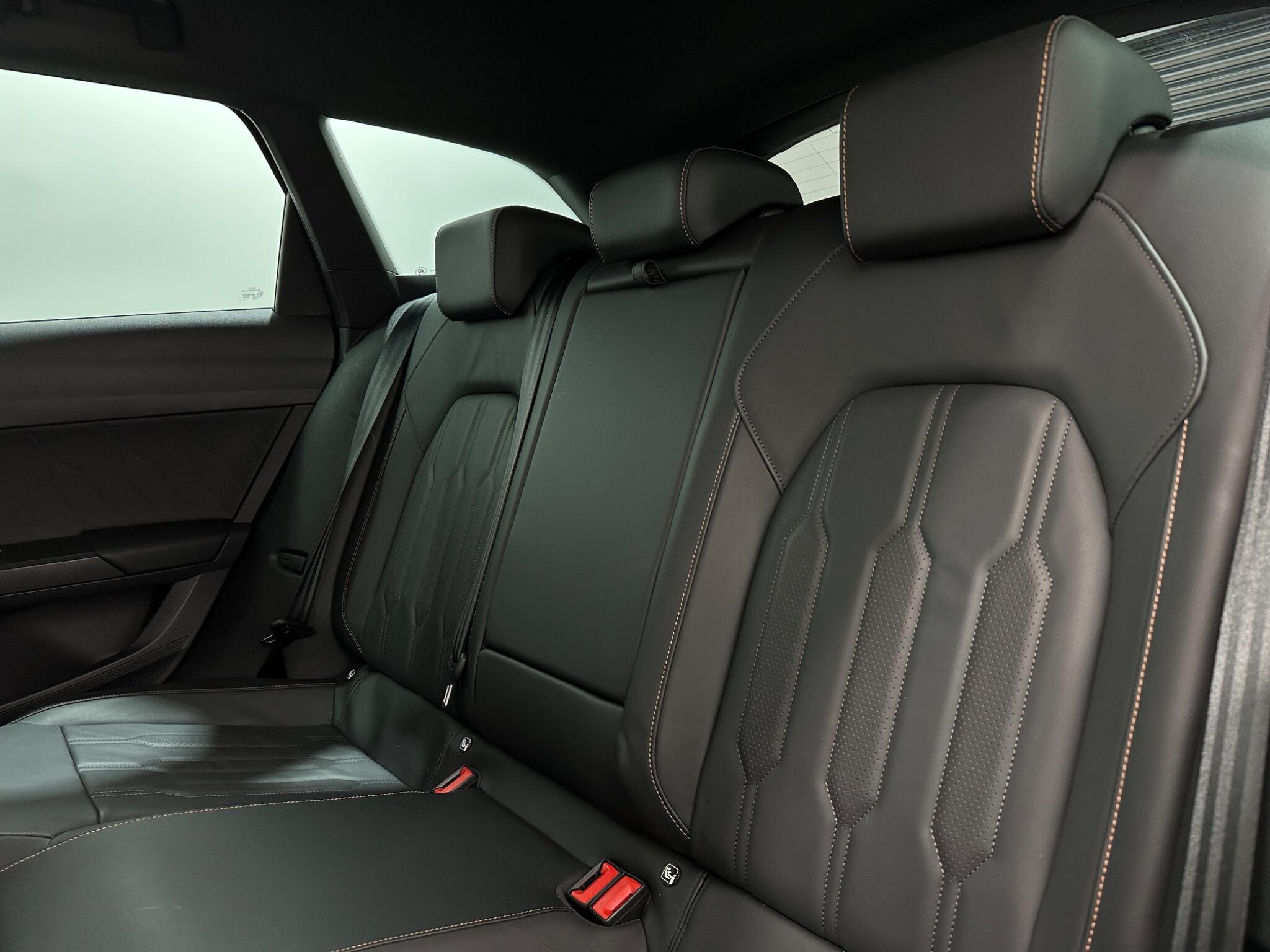 Cupra CUPRA Leon view 39