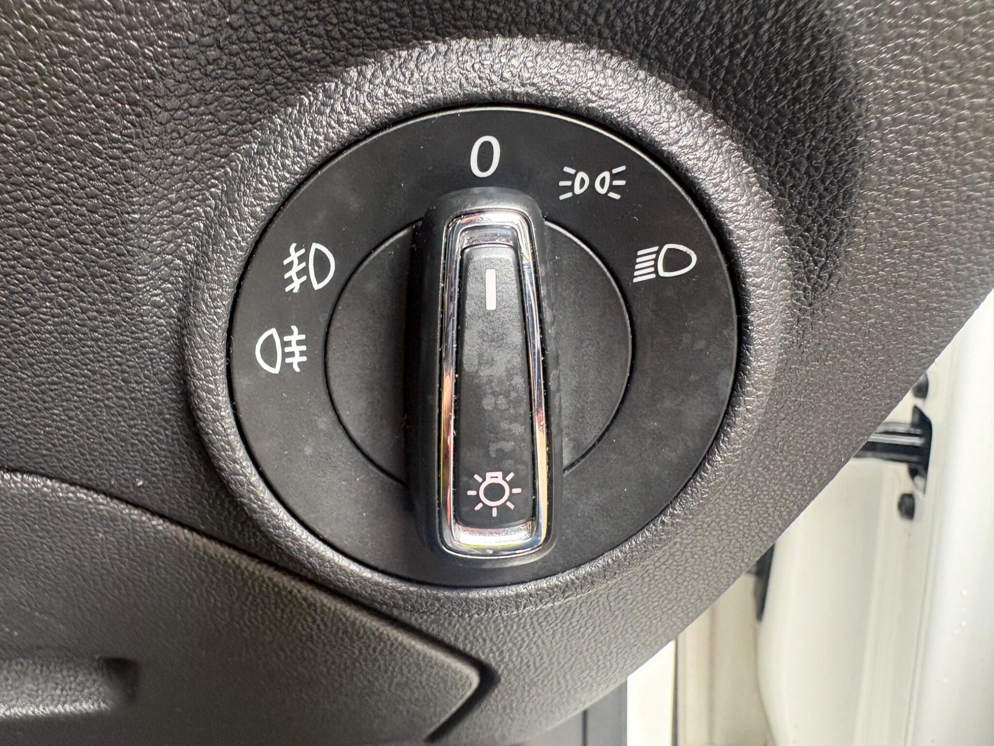 Seat Leon Leon view 15
