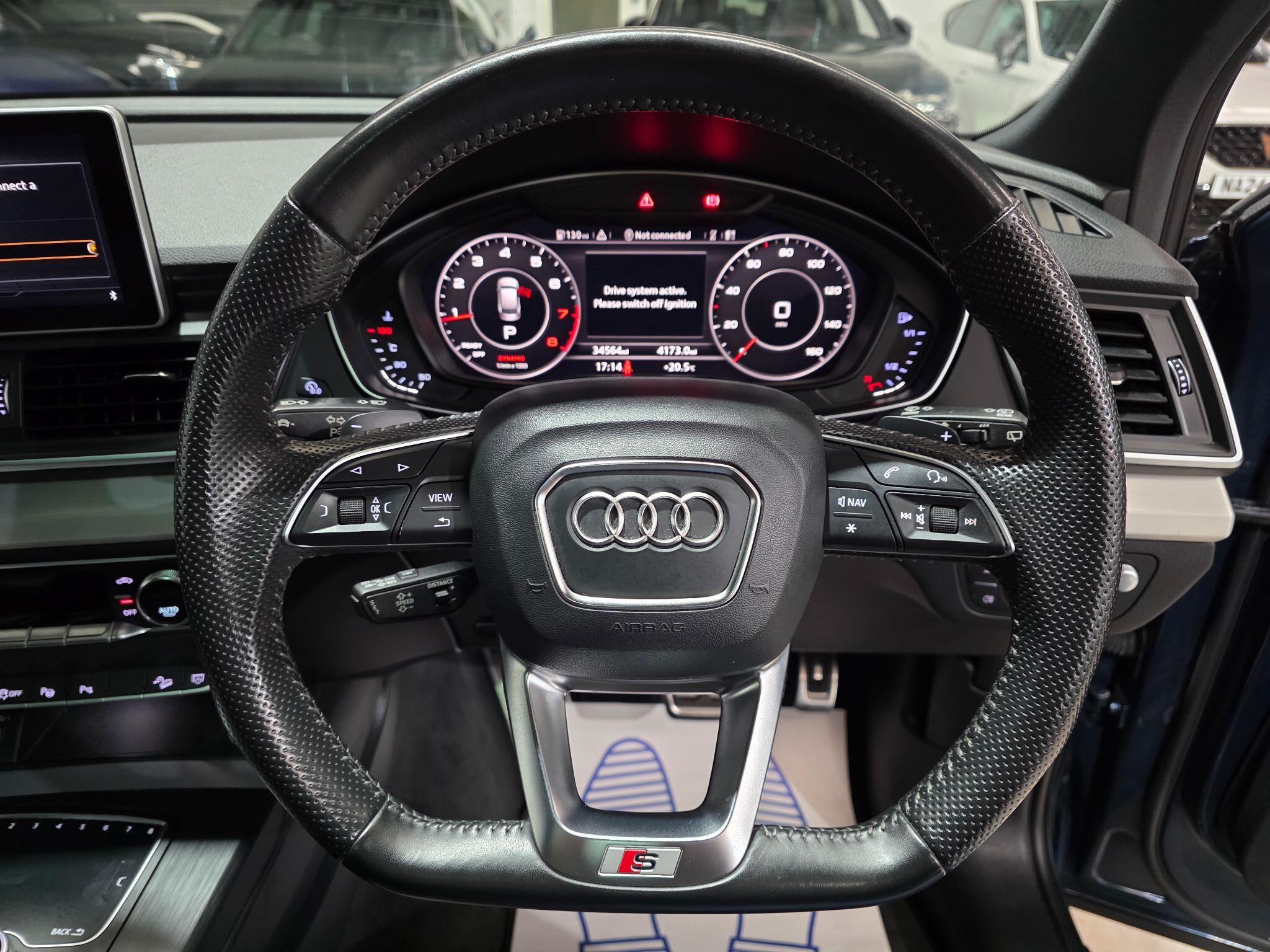 Audi Q5 view 20