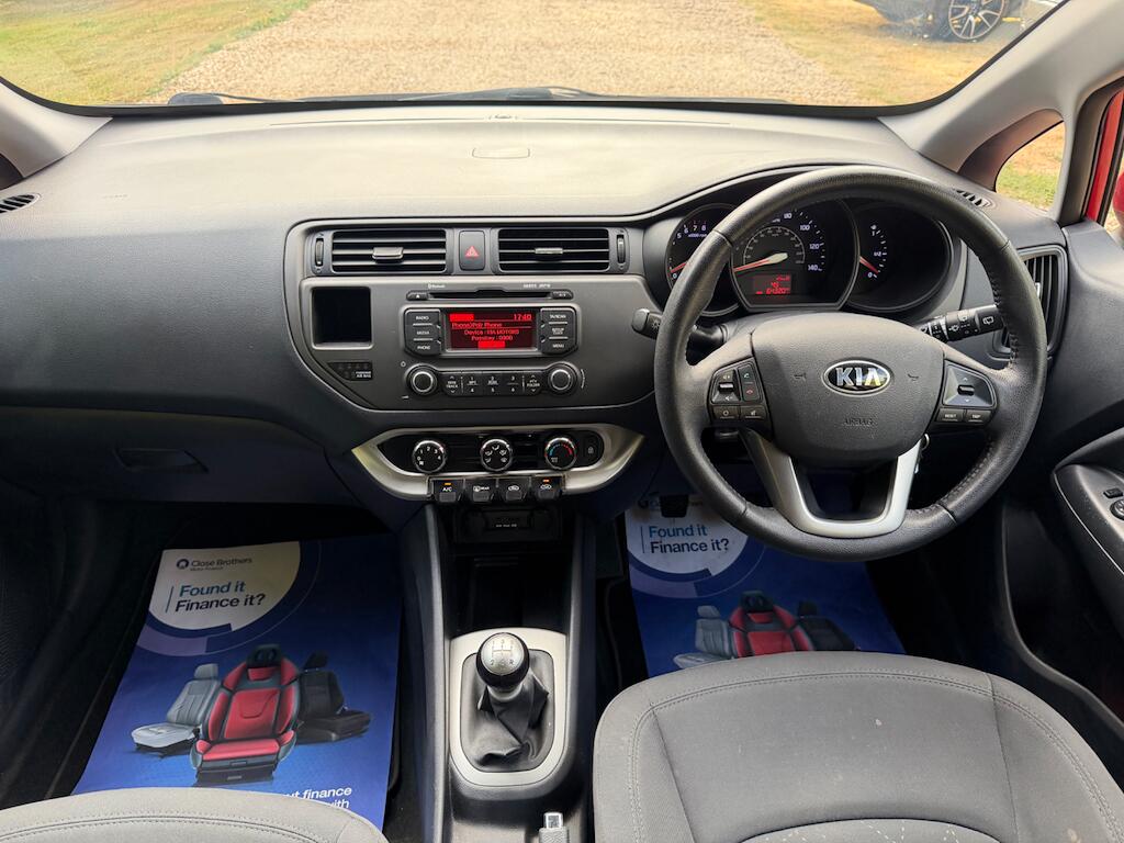 Kia Rio view 20