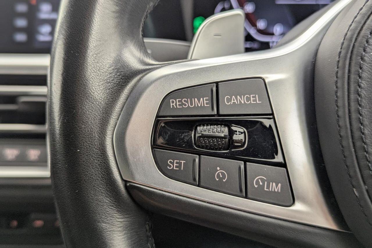 BMW 3 Series view 34
