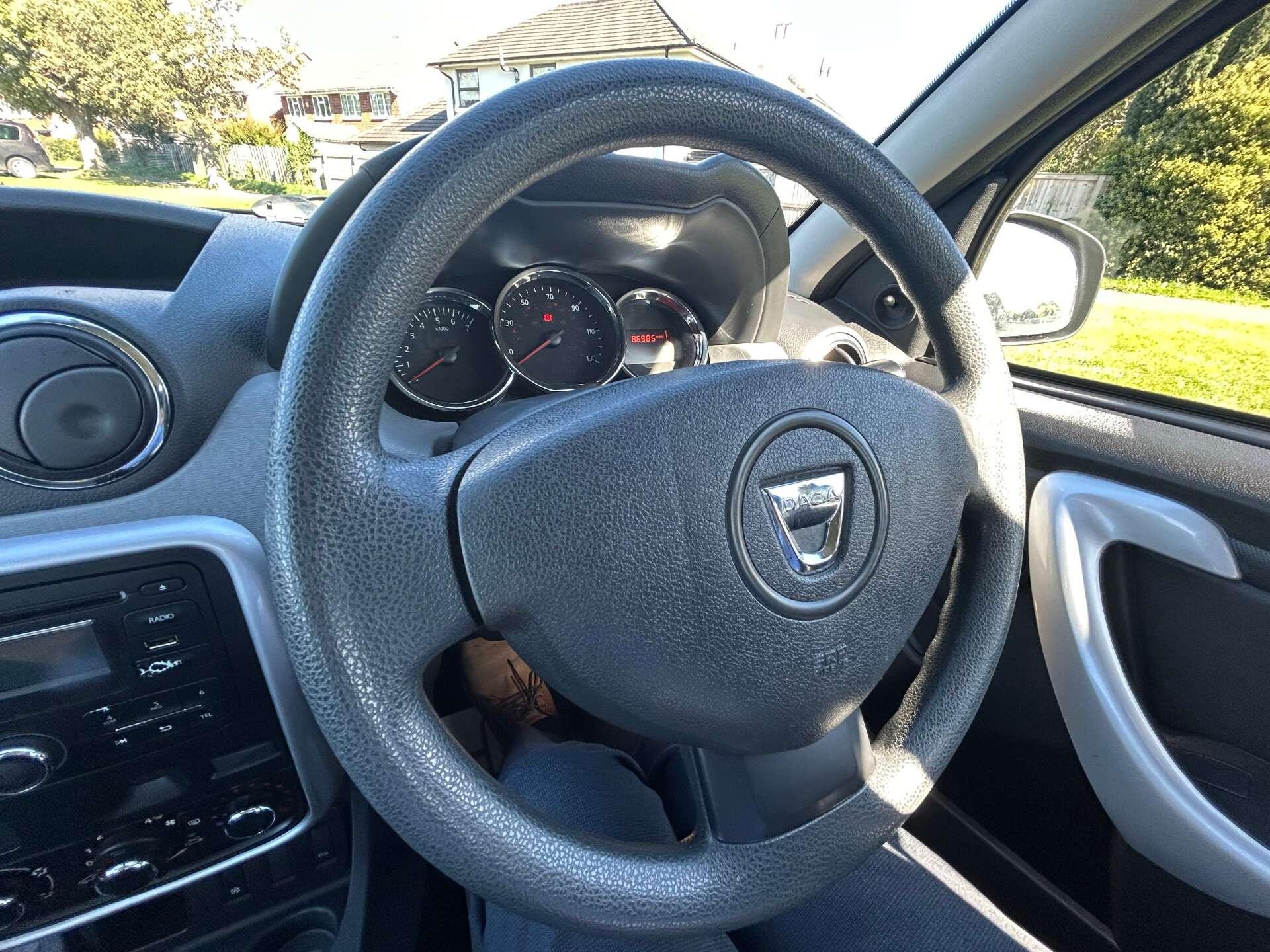 Dacia Duster view 22