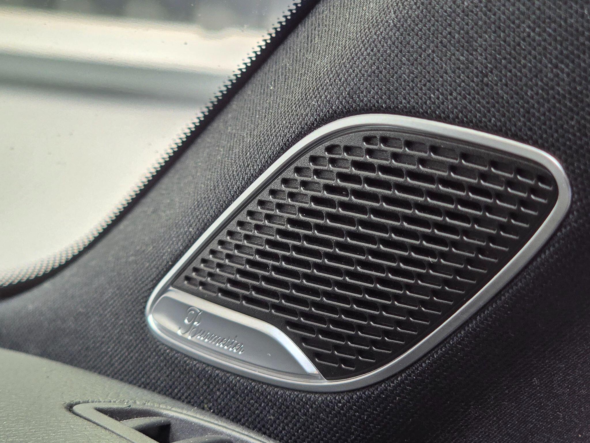 Mercedes-Benz CLA view 31