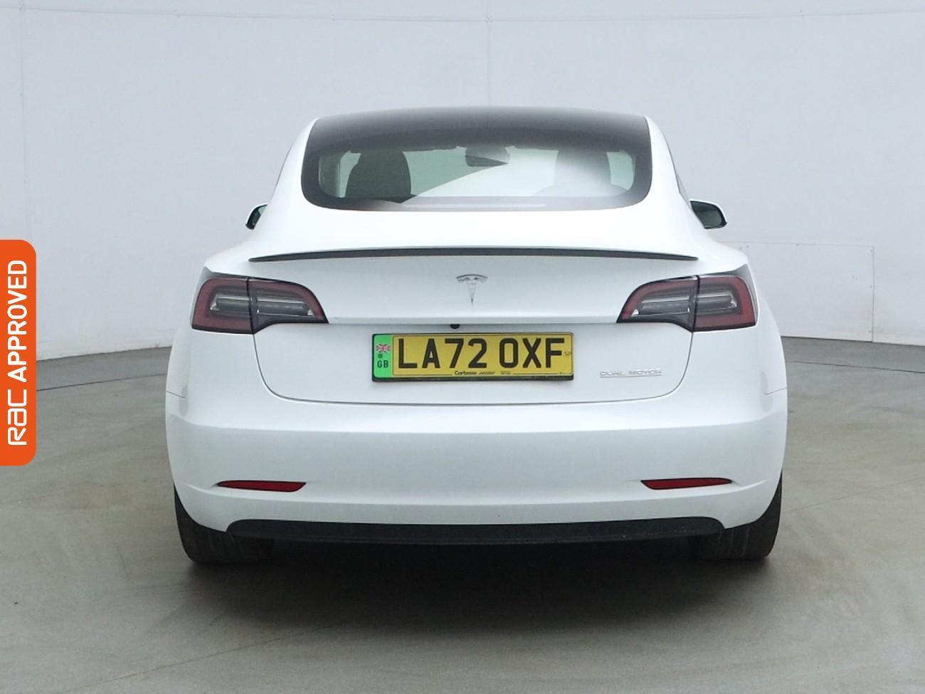 Tesla Model 3 view 9