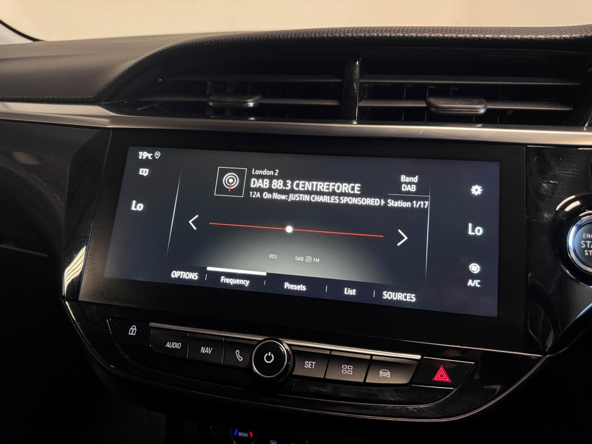 Vauxhall Corsa view 39