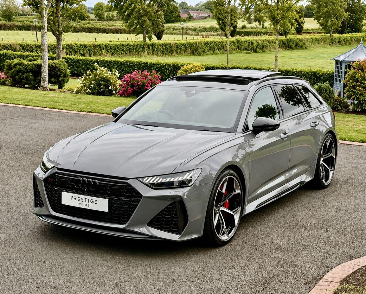 Audi RS6 view 7