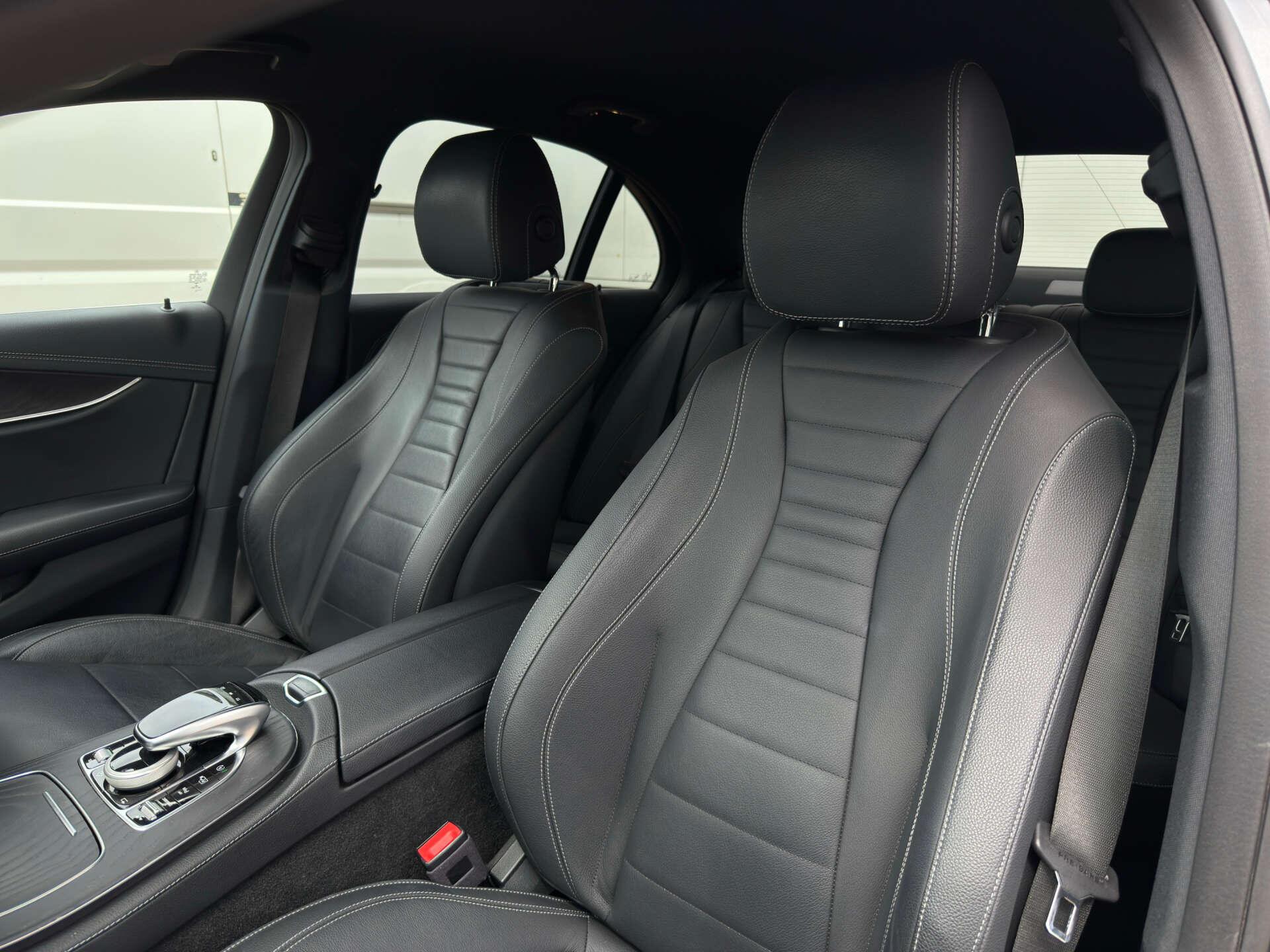 Mercedes-Benz E Class view 48