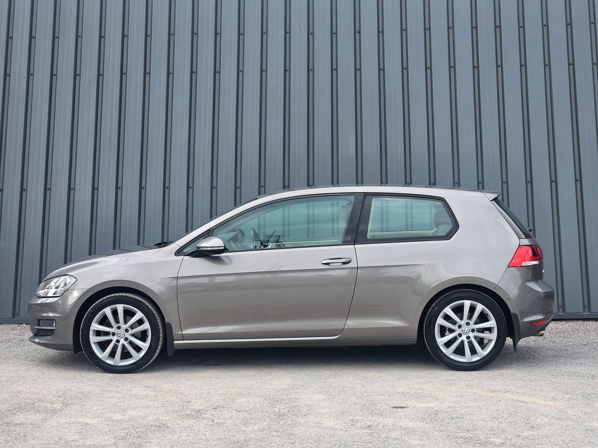 2015 Volkswagen Golf image 5