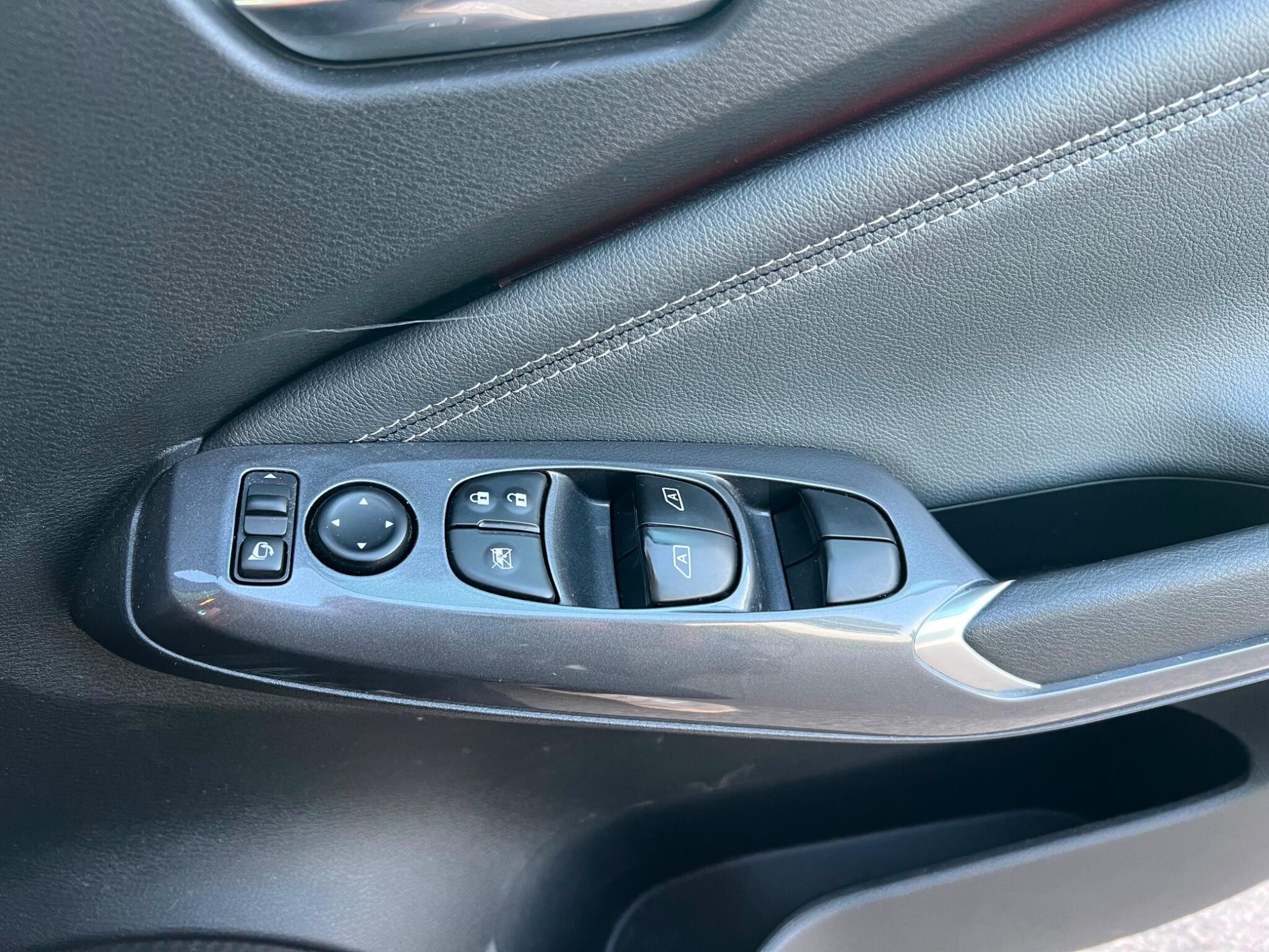 Nissan Juke view 8