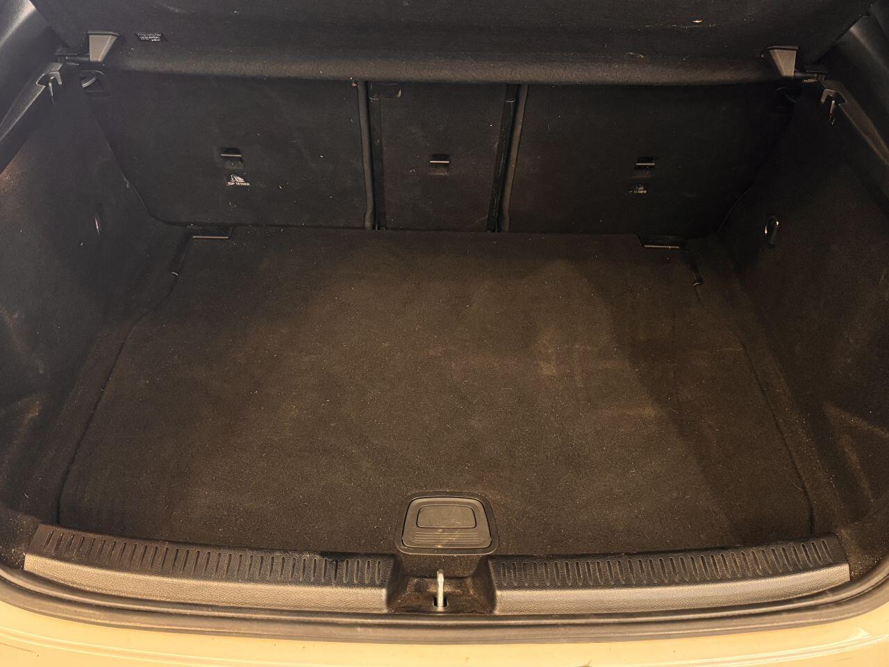 Mercedes-Benz A-Class view 28
