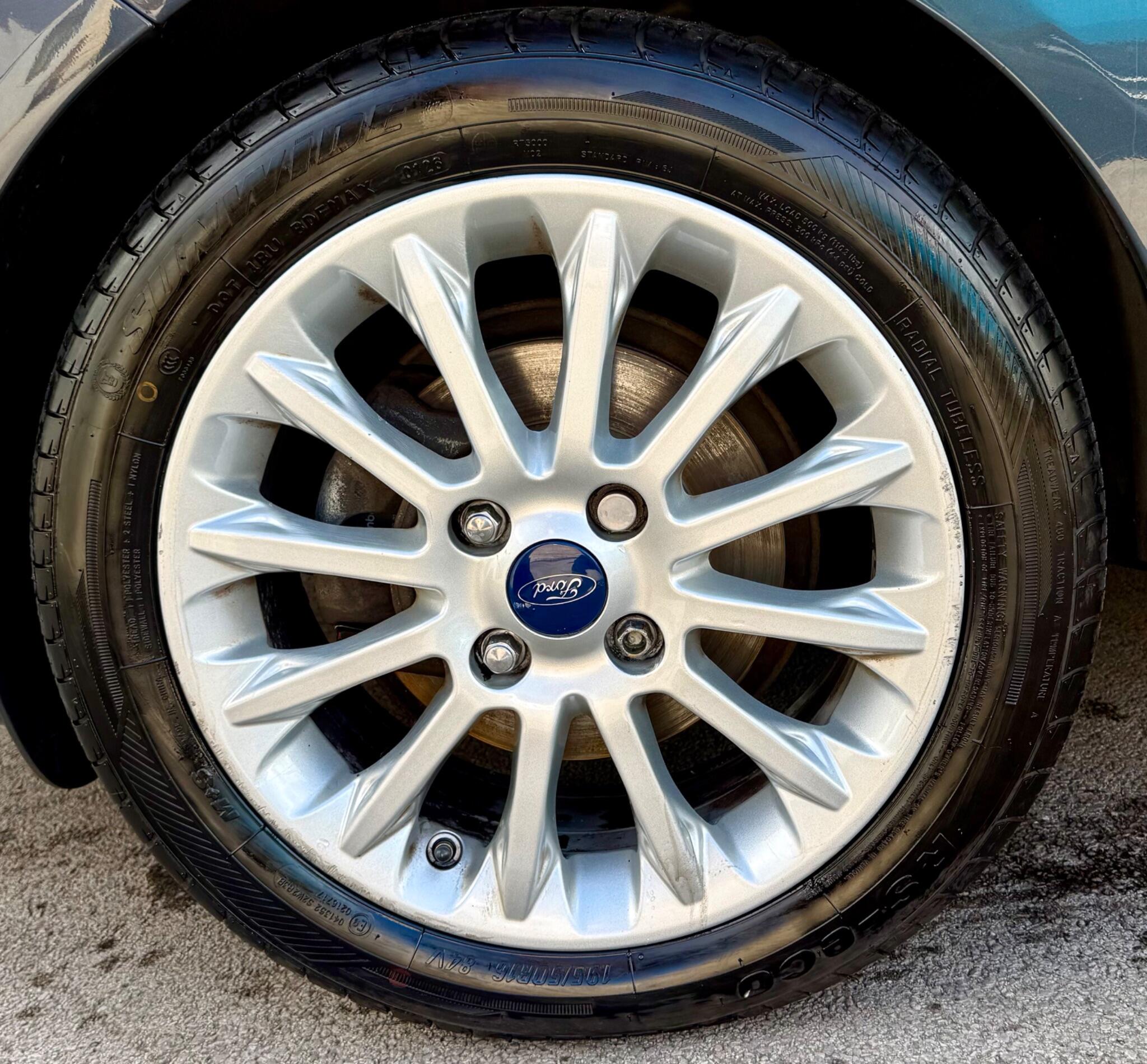 Ford Fiesta view 23