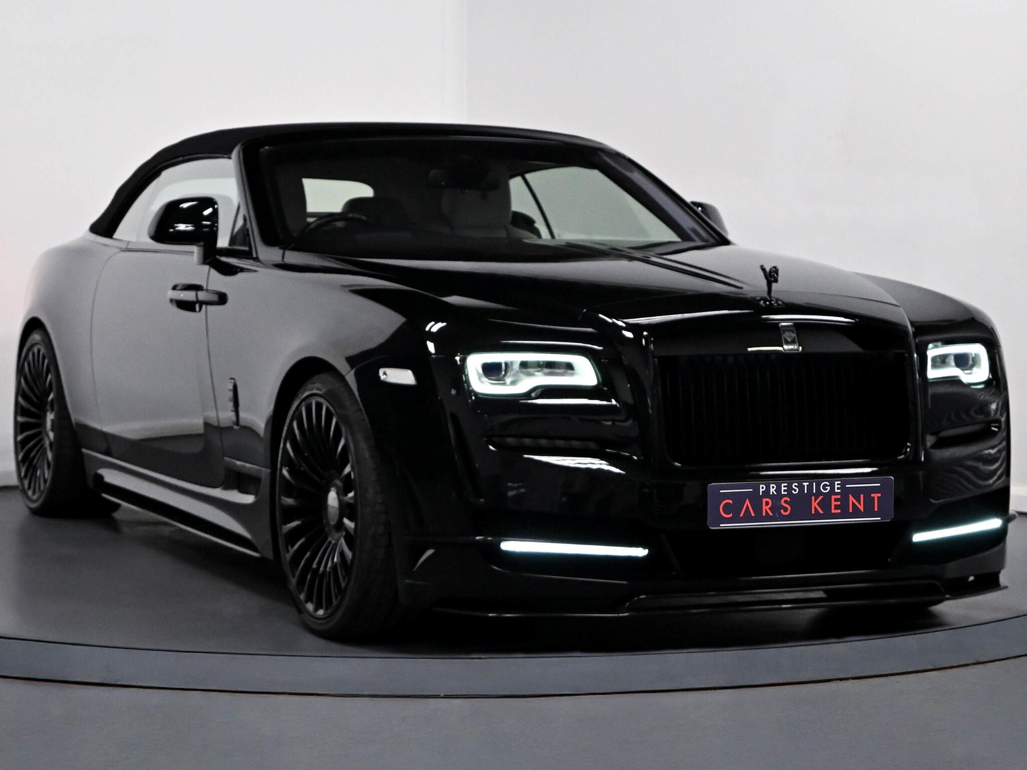 Rolls-Royce Dawn view 33