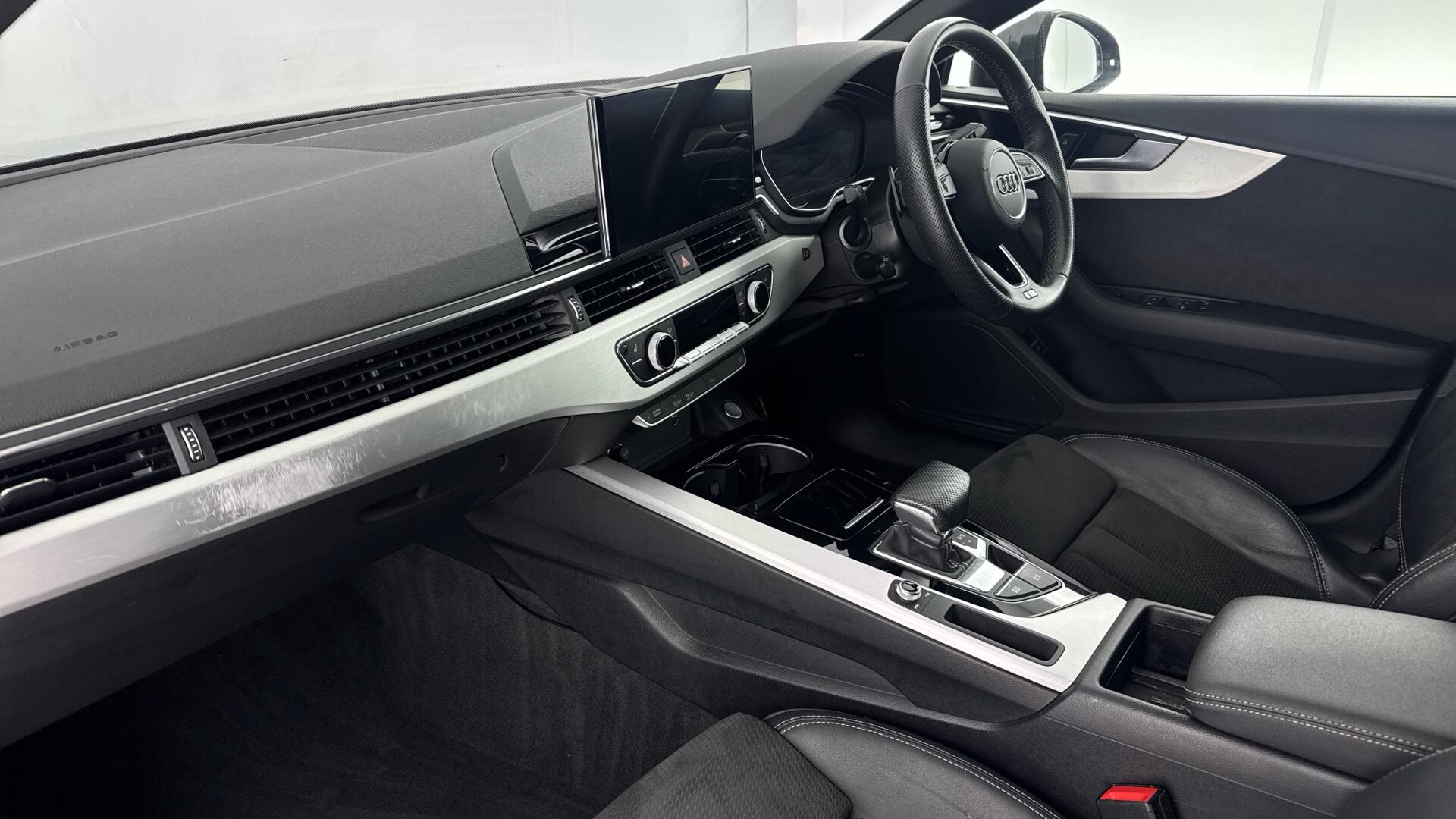 Audi A5 view 10