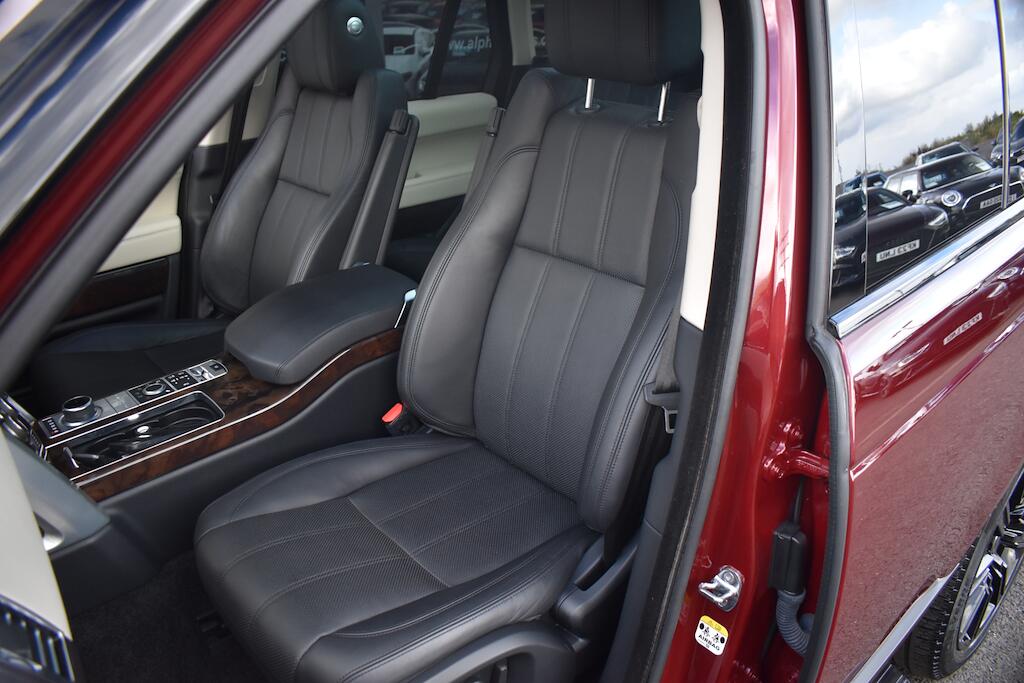 Land Rover Range Rover view 41