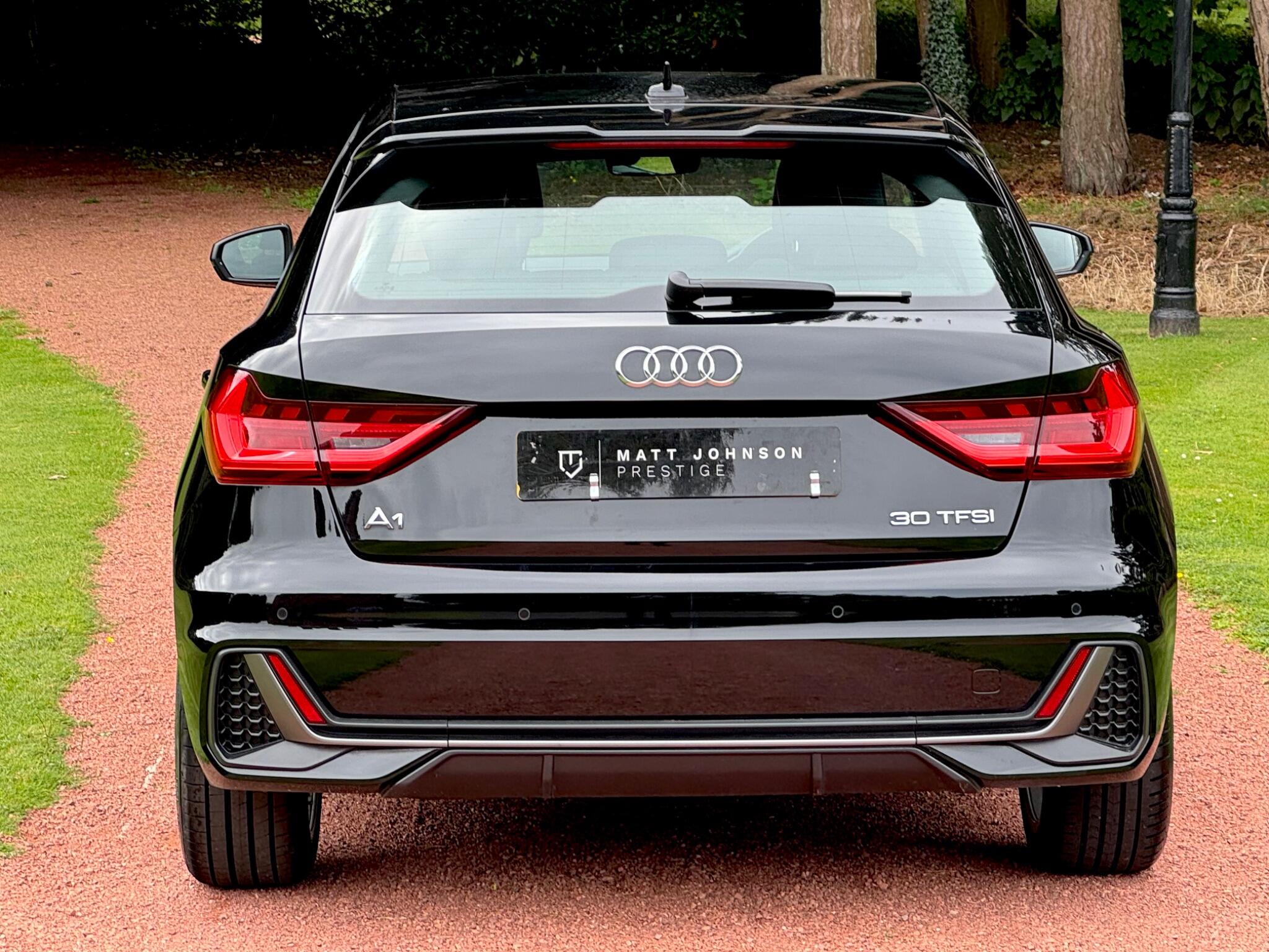 Audi A1 view 11