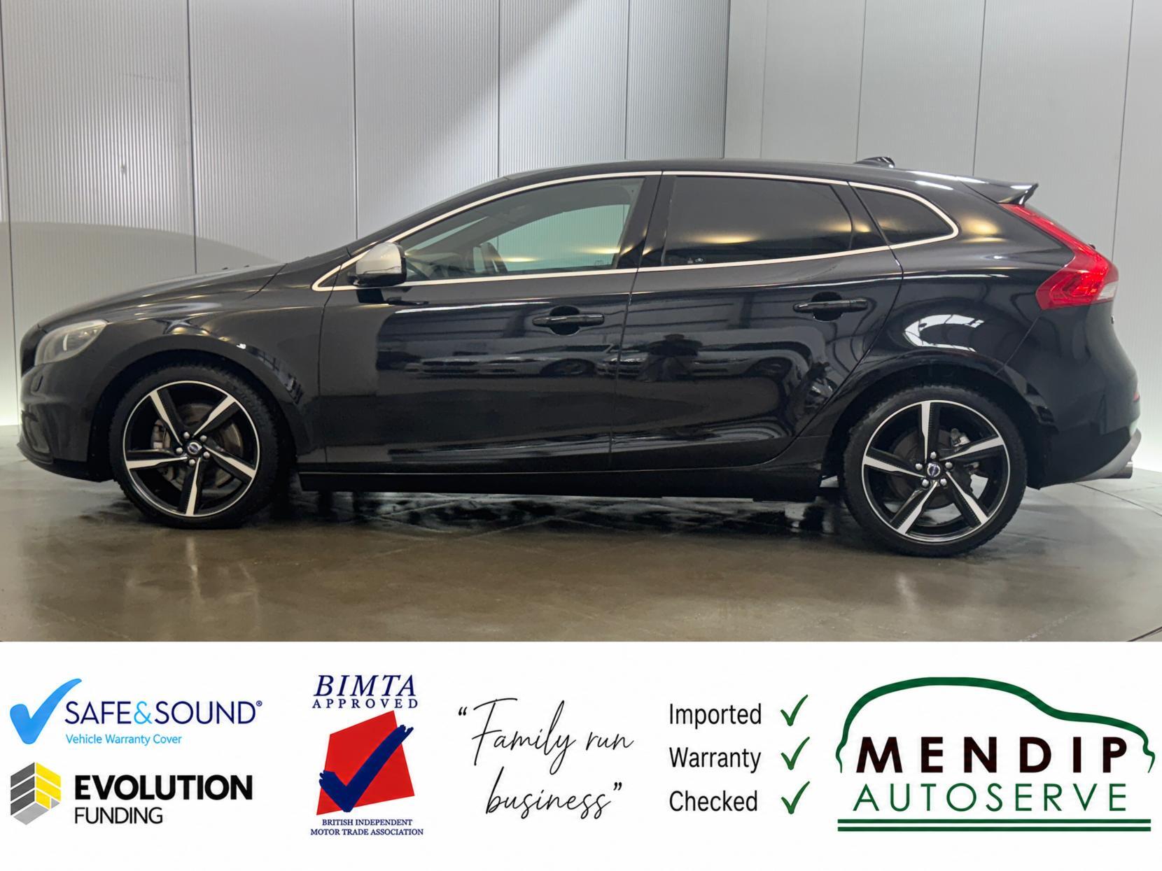 Volvo V40 view 8