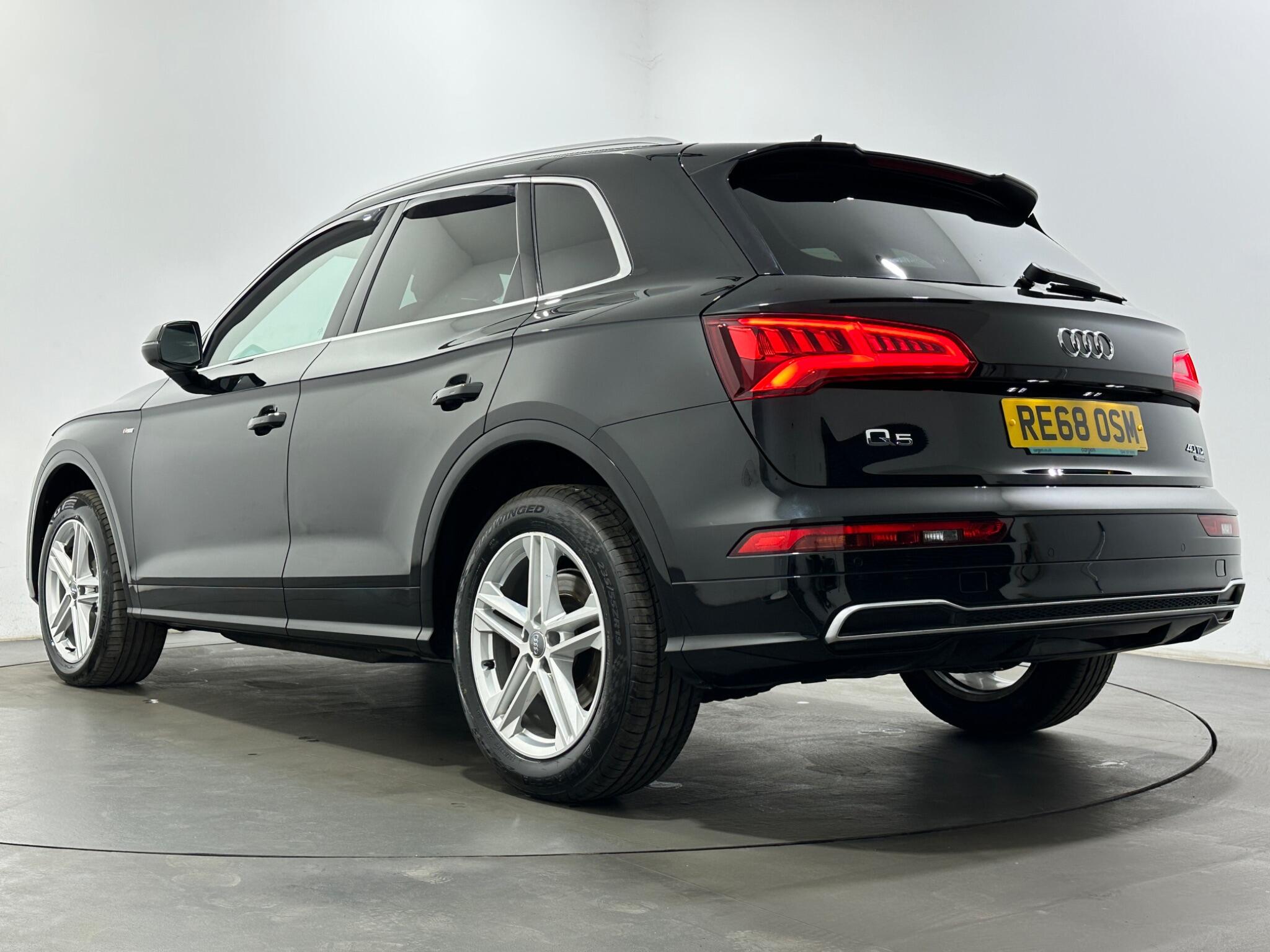 Audi Q5 view 50