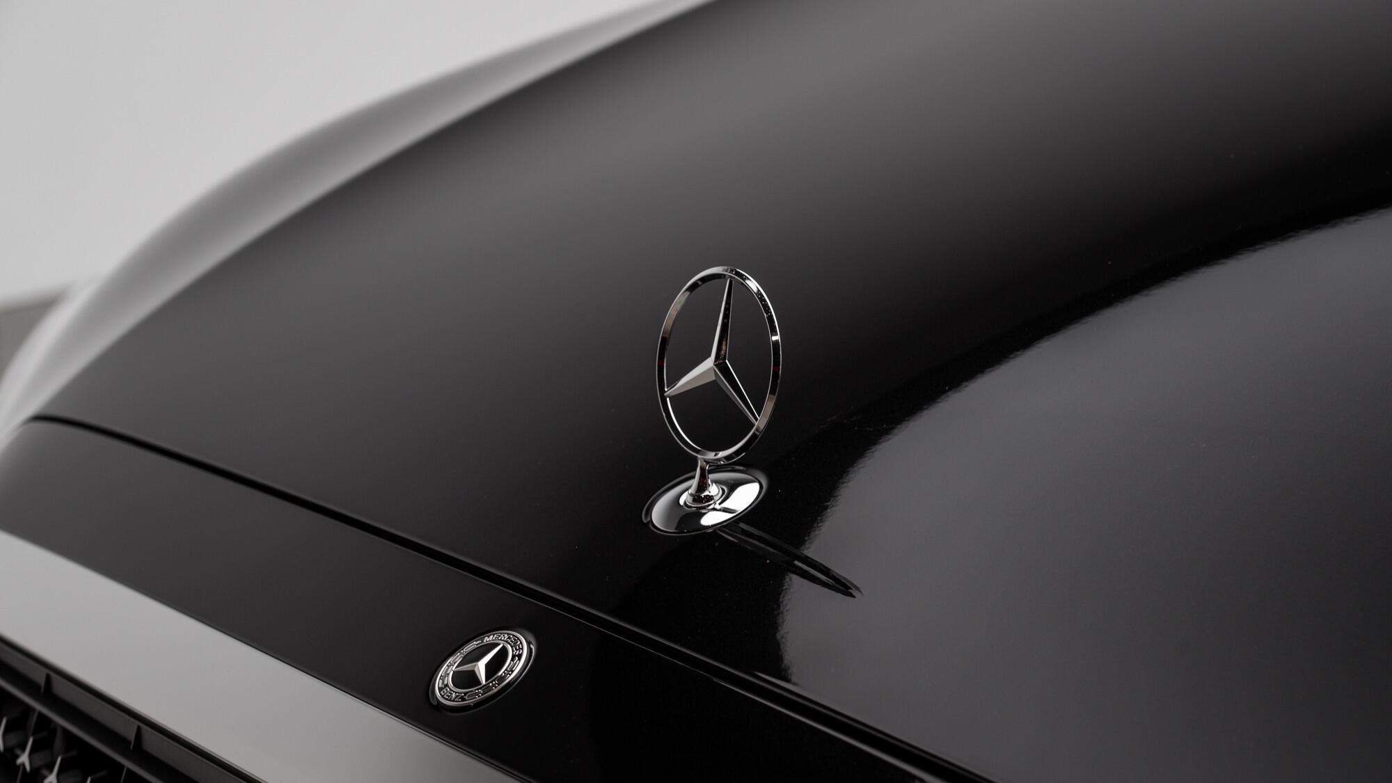Mercedes-Benz S-Class view 12
