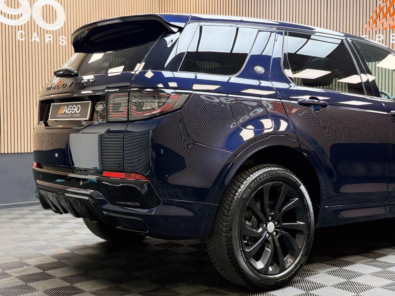 Land Rover Discovery Sport view 11