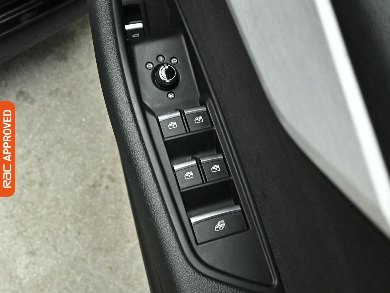 Audi A5 view 25
