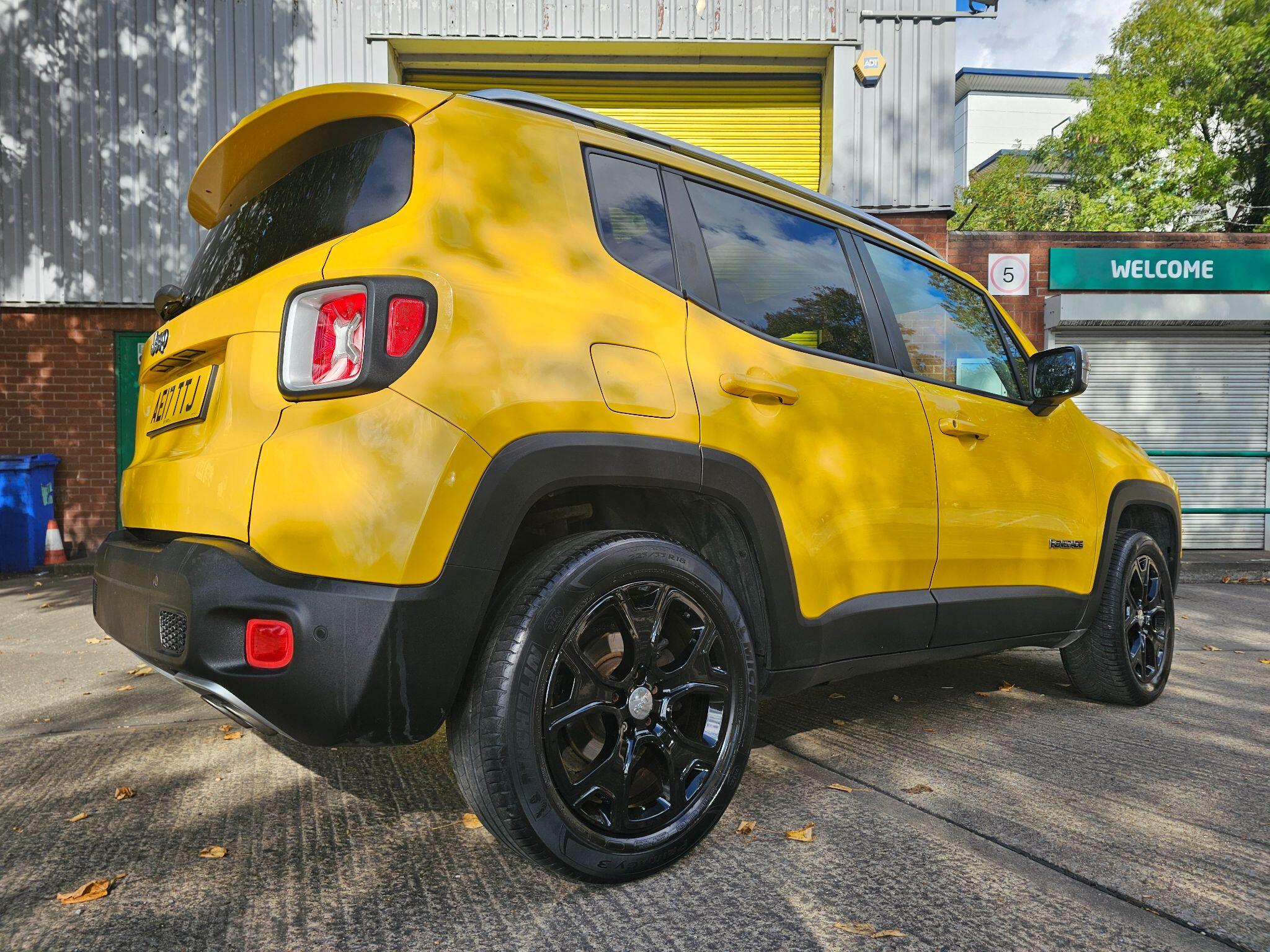 Jeep Renegade view 15