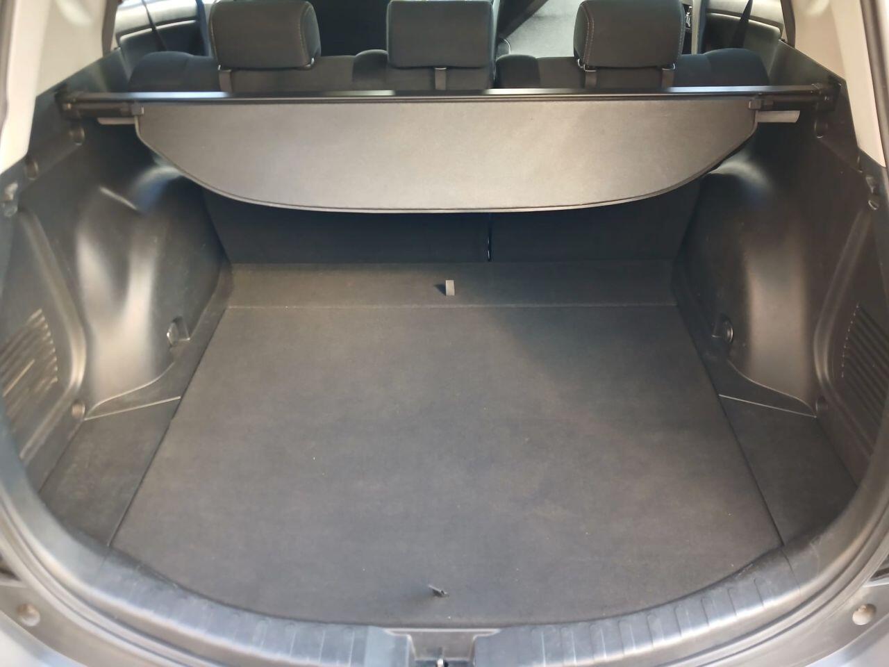 Toyota RAV4 view 39