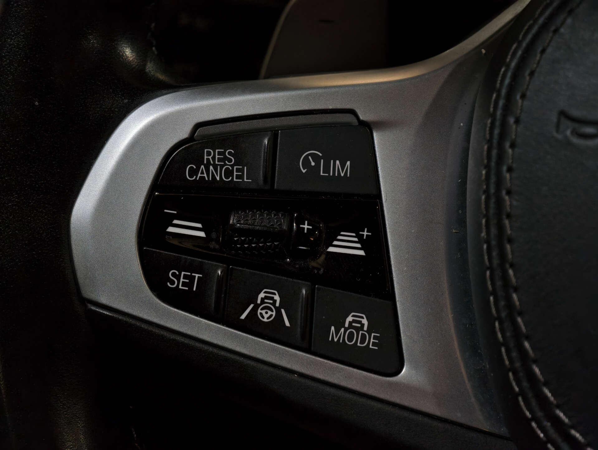 BMW X7 view 44