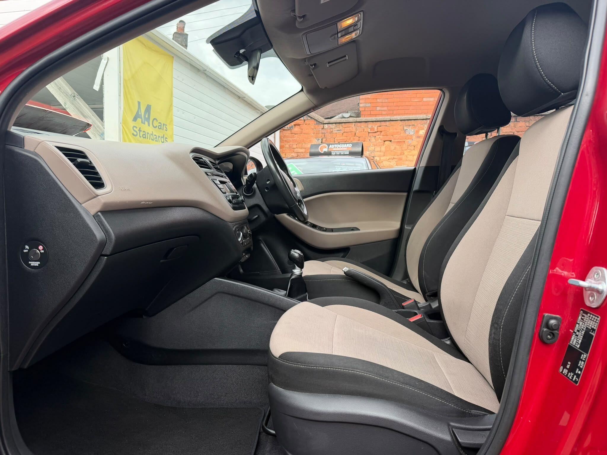 Hyundai I20 view 14