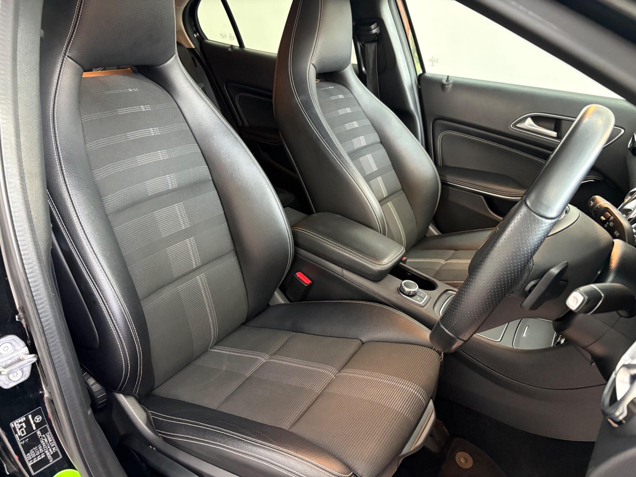 Mercedes-Benz Gla view 11